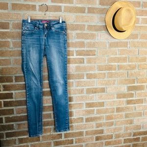 Juniors size 3 skinny jeans